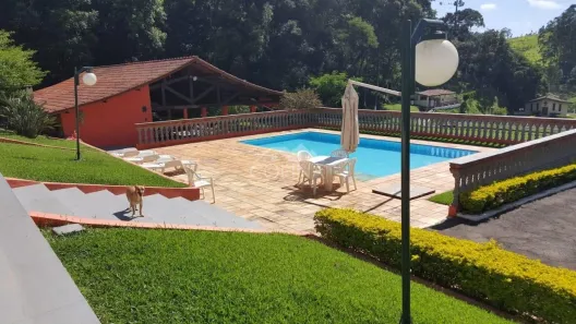 Fazenda/Sítio com 4 Quartos à venda, 750m² no Chácara Ivoturucaia, Campo Limpo Paulista