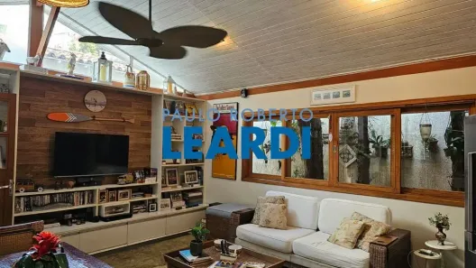 Casa com 3 Quartos para alugar, 250m² no Brooklin Novo, São Paulo