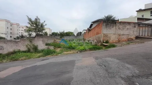 Lote/Terreno à venda, 250m² no Loteamento Parque São Martinho, Campinas