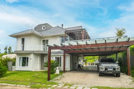 Casa de Condomínio com 4 Quartos à venda, 355m² no Morro das Pedras, Florianópolis