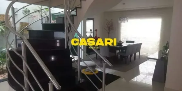 Sobrado com 4 Quartos à venda, 312m² no Independência, São Bernardo do Campo