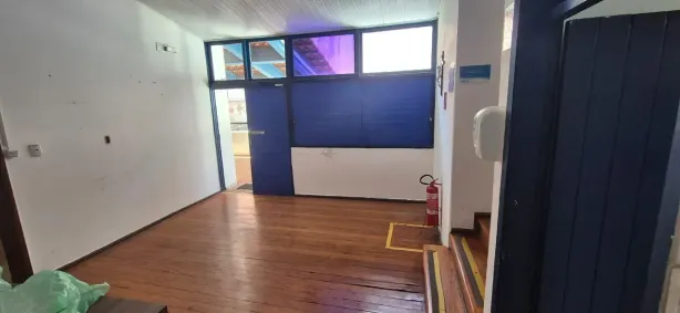 Imóvel Comercial com 5 Quartos para alugar, 400m² no Pituba, Salvador