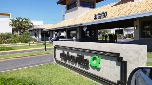 Casa de Condomínio com 4 Quartos para alugar, 410m² no Jardim Itália, Cuiabá