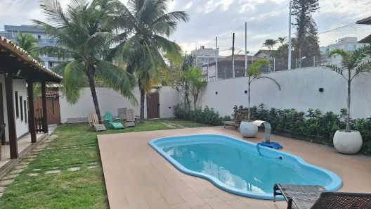 Casa com 3 Quartos à venda, 200m² no Piratininga, Niterói