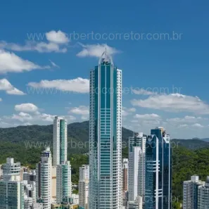 Apartamento com 3 Quartos à venda, 164m² no Pioneiros, Balneário Camboriú