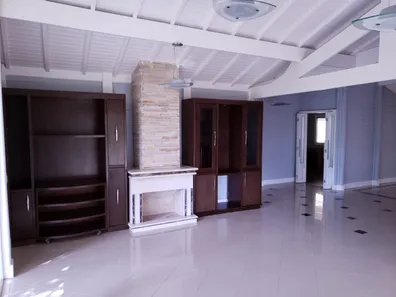 Casa de Condomínio com 2 Quartos à venda, 250m² no Cumbari, Mairiporã
