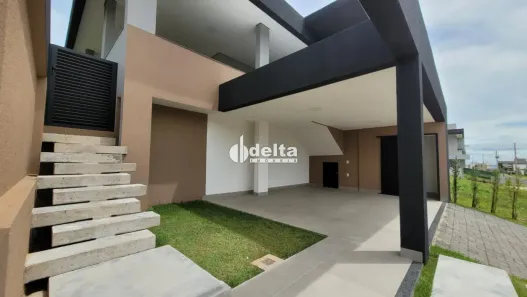 Casa de Condomínio com 2 Quartos à venda, 158m² no Granja Marileusa, Uberlândia