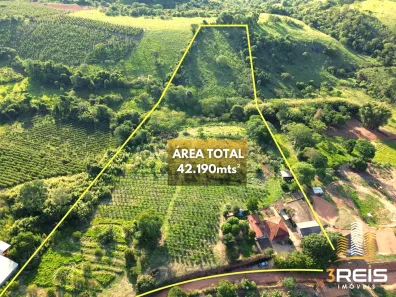 Fazenda/Sítio com 3 Quartos à venda, 42190m² no Santa Rosa, Socorro