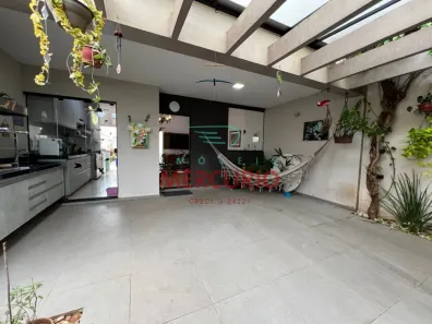 Casa com 3 Quartos à venda, 105m² no Vila Santista, Bauru
