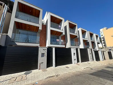 Casa com 3 Quartos à venda, 200m² no Santa Catarina, Juiz de Fora