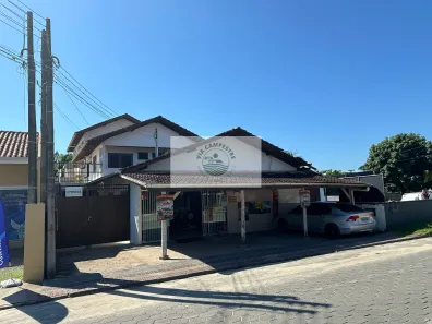 Ponto Comercial com 6 Quartos à venda, 630m² no Morro Grande, São Francisco do Sul