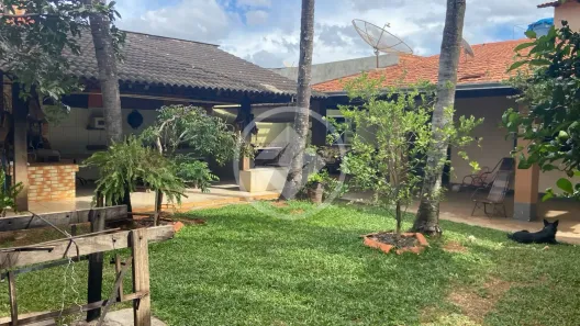 Sobrado com 4 Quartos à venda, 385m² no Residencial Solar Ville, Goiânia