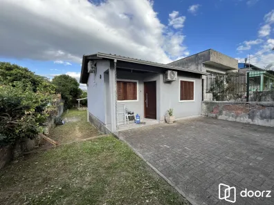 Casa com 2 Quartos à venda, 45m² no Camaquã, Porto Alegre