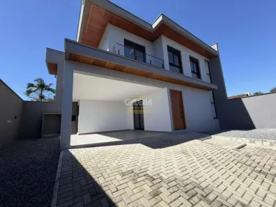 Sobrado com 3 Quartos à venda, 141m² no América, Joinville