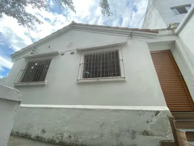 Casa com 2 Quartos para alugar, 60m² no Bom Jesus, Belo Horizonte