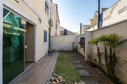 Casa de Condomínio com 3 Quartos para alugar, 160m² no Cachoeira, Curitiba