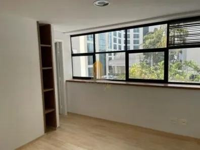 Sala Comercial à venda, 55m² no Moema, São Paulo