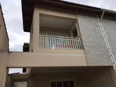 Sobrado com 3 Quartos à venda, 180m² no Jardim Vila Galvão, Guarulhos