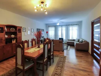 Casa com 3 Quartos à venda, 173m² no Jardim Presidente Dutra, Limeira