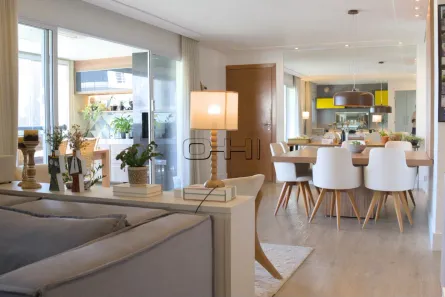 Apartamento com 3 Quartos à venda, 138m² no Santo Amaro, São Paulo