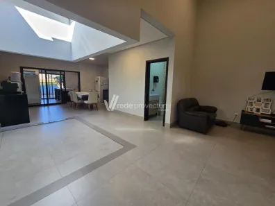 Casa de Condomínio com 3 Quartos à venda, 195m² no Roncáglia, Valinhos