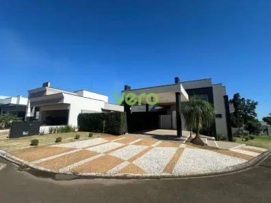 Casa de Condomínio com 3 Quartos para alugar, 317m² no Parque Nova Carioba, Americana