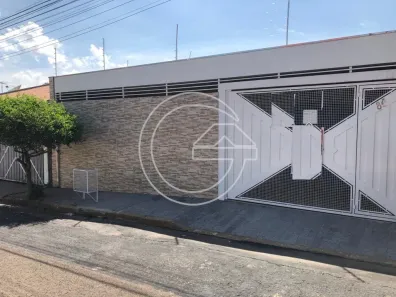 Casa com 3 Quartos à venda, 180m² no Centro, Marília
