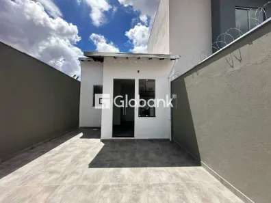 Casa com 2 Quartos à venda, 52m² no Vila Campos, Montes Claros