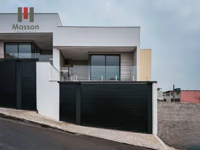 Casa com 3 Quartos à venda, 142m² no São Pedro, Juiz de Fora