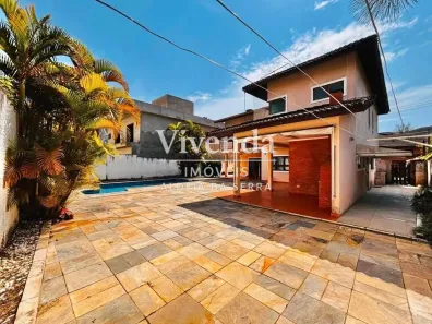 Sobrado com 4 Quartos para alugar, 260m² no Residencial Morada dos Pássaros-Aldeia da Serra, Barueri