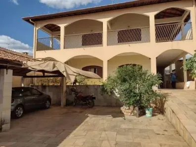 Casa com 5 Quartos à venda, 480m² no Setor Tradicional, Brasília