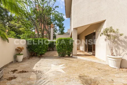Casa de Condomínio com 4 Quartos à venda, 313m² no Jardim Vitória Régia, São Paulo