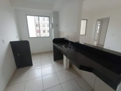 Apartamento com 2 Quartos para alugar, 52m² no Vale das Palmeiras, Sete Lagoas