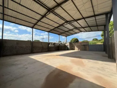 Galpão/Depósito/Armazém para alugar, 260m² no Nossa Senhora da Abadia, Uberaba