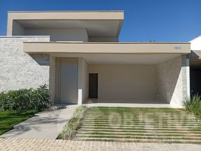 Casa de Condomínio com 3 Quartos à venda, 197m² no Laranjeiras, Uberlândia
