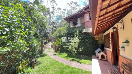 Casa com 5 Quartos à venda, 161m² no Mury, Nova Friburgo