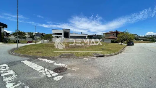 Lote/Terreno à venda, 663m² no Condomínio Residencial Colinas do Paratehy, São José dos Campos