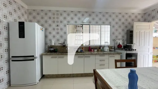 Casa com 3 Quartos à venda, 140m² no Santa Rosa, Londrina