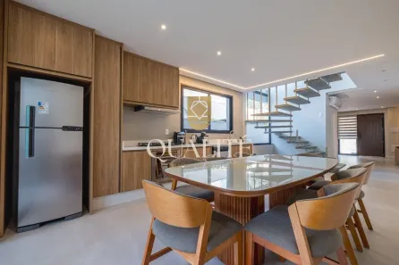 Casa de Condomínio com 3 Quartos à venda, 207m² no Cachoeira do Bom Jesus, Florianópolis