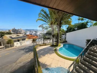 Casa com 3 Quartos à venda, 354m² no Abraão, Florianópolis