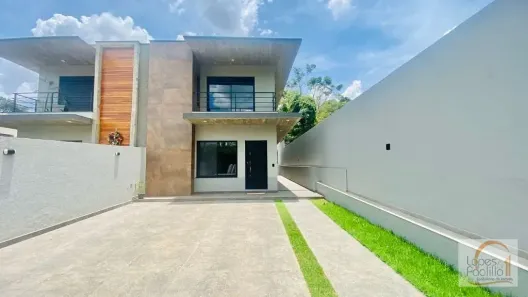 Casa com 3 Quartos à venda, 175m² no Marmeleiro, Atibaia