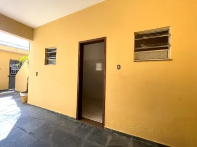 Casa com 4 Quartos à venda, 188m² no Parque Arariba, São Paulo