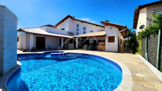 Sobrado com 5 Quartos à venda, 364m² no , Peruíbe