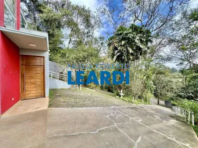 Casa de Condomínio com 3 Quartos à venda, 456m² no Moinho Velho, Embu das Artes