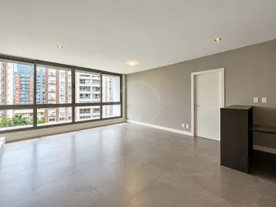 Apartamento com 3 Quartos para alugar, 119m² no Boa Vista, Porto Alegre