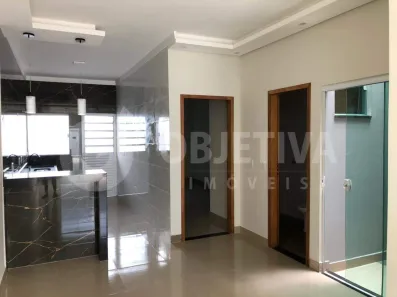 Casa com 2 Quartos à venda, 68m² no Jardim Holanda, Uberlândia