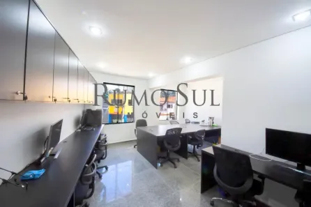 Sala Comercial para alugar, 30m² no Jardim das Acácias, São Paulo