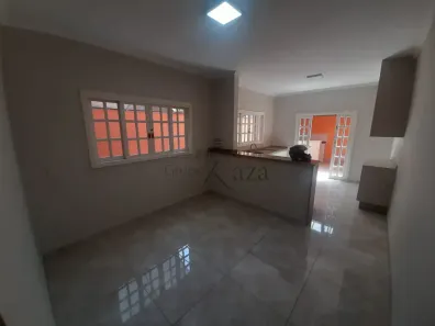 Sobrado com 3 Quartos à venda, 125m² no Bosque dos Eucaliptos, São José dos Campos
