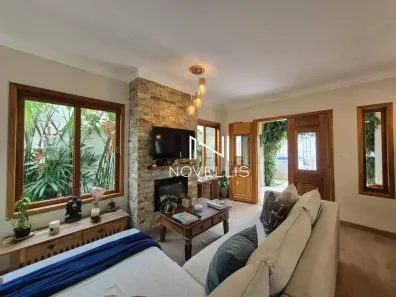 Casa com 3 Quartos à venda, 176m² no Loteamento Villa Branca, Jacareí