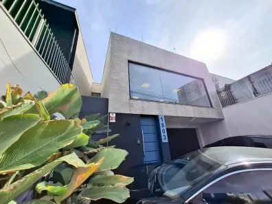 Prédio Comercial para alugar, 208m² no Cambuí, Campinas